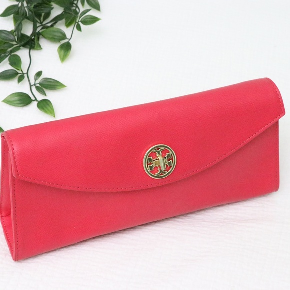 Tory Burch Red Clutch with Gold Details - Picture 9 of 12